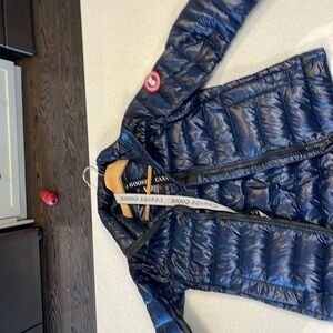 Beautifuldark blue Canada Goose bomber.
